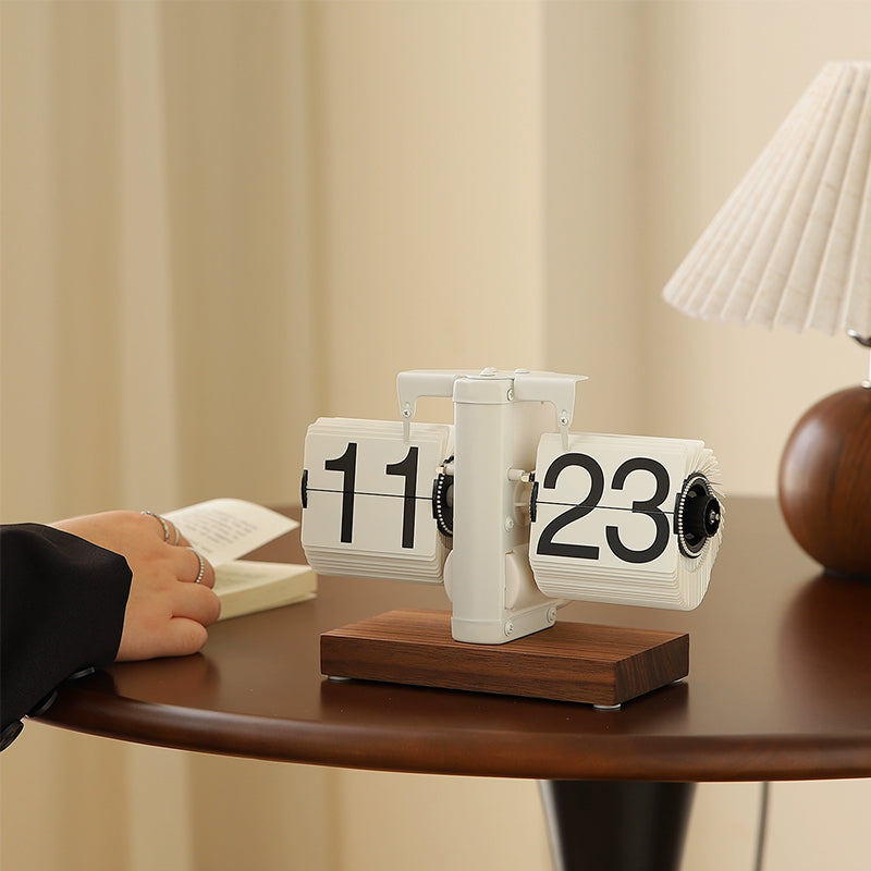 Retro Flip Clock